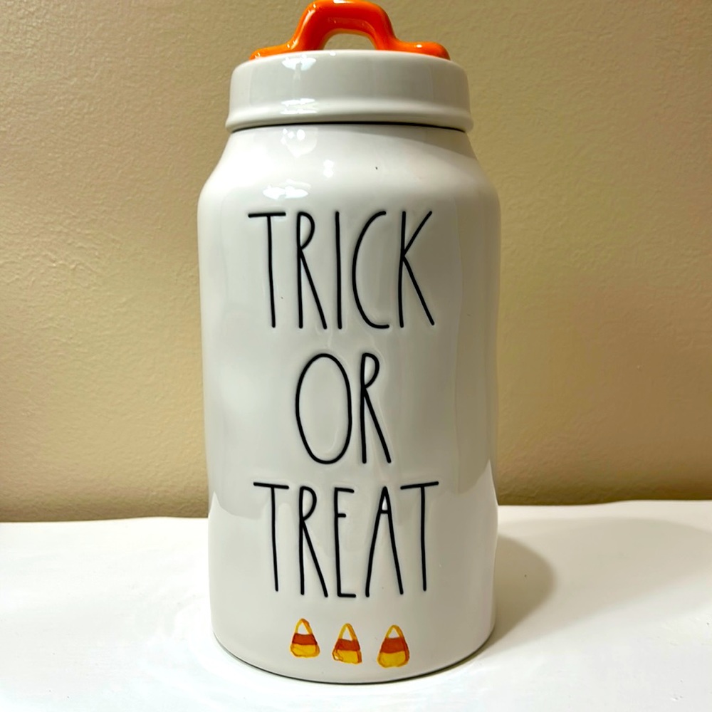 Rae Dunn Trick or Treat large ceramic jar.